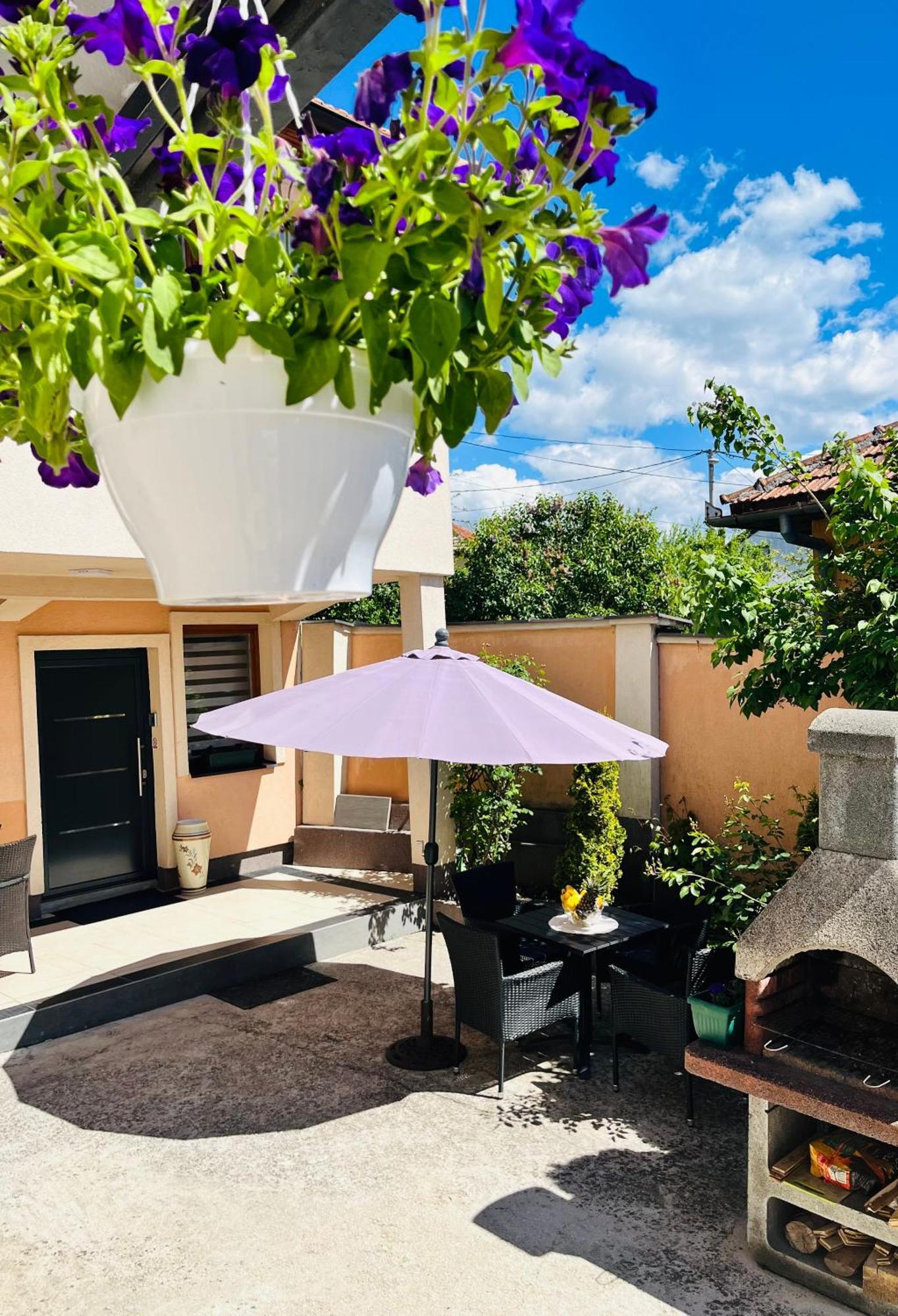 Apartman Irma Sweet Saraievo Exterior foto